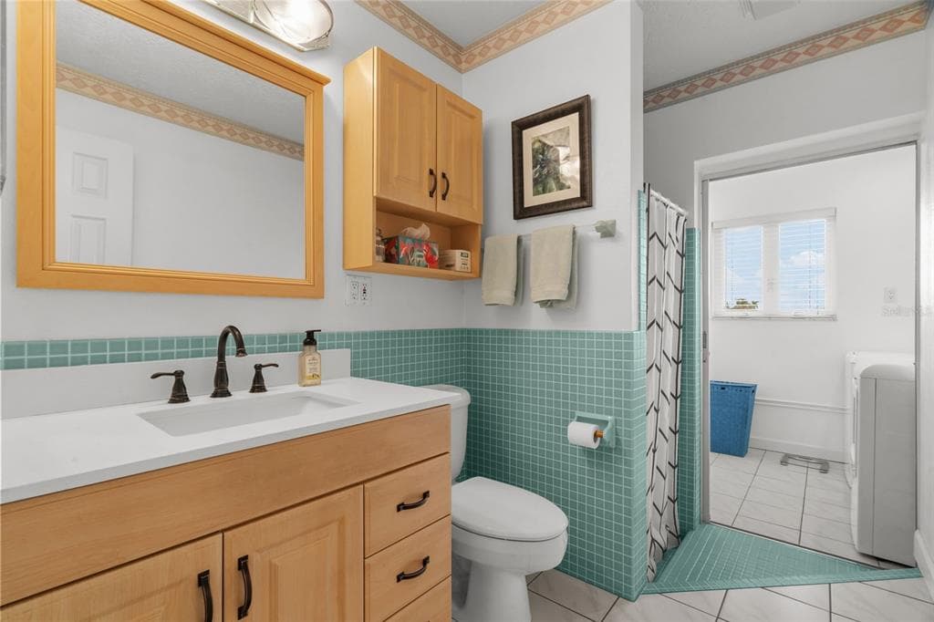 812 ARLINGTON ROAD photo 23