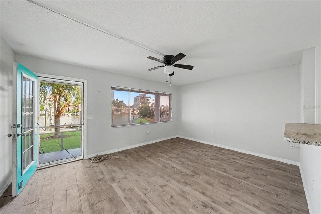 515 129TH AVENUE E photo 10