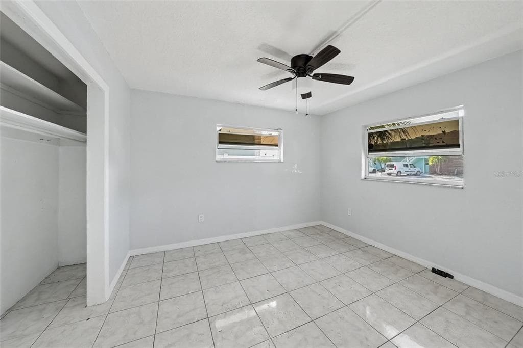 515 129TH AVENUE E photo 14
