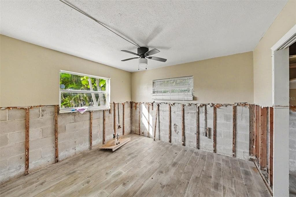 515 129TH AVENUE E photo 19