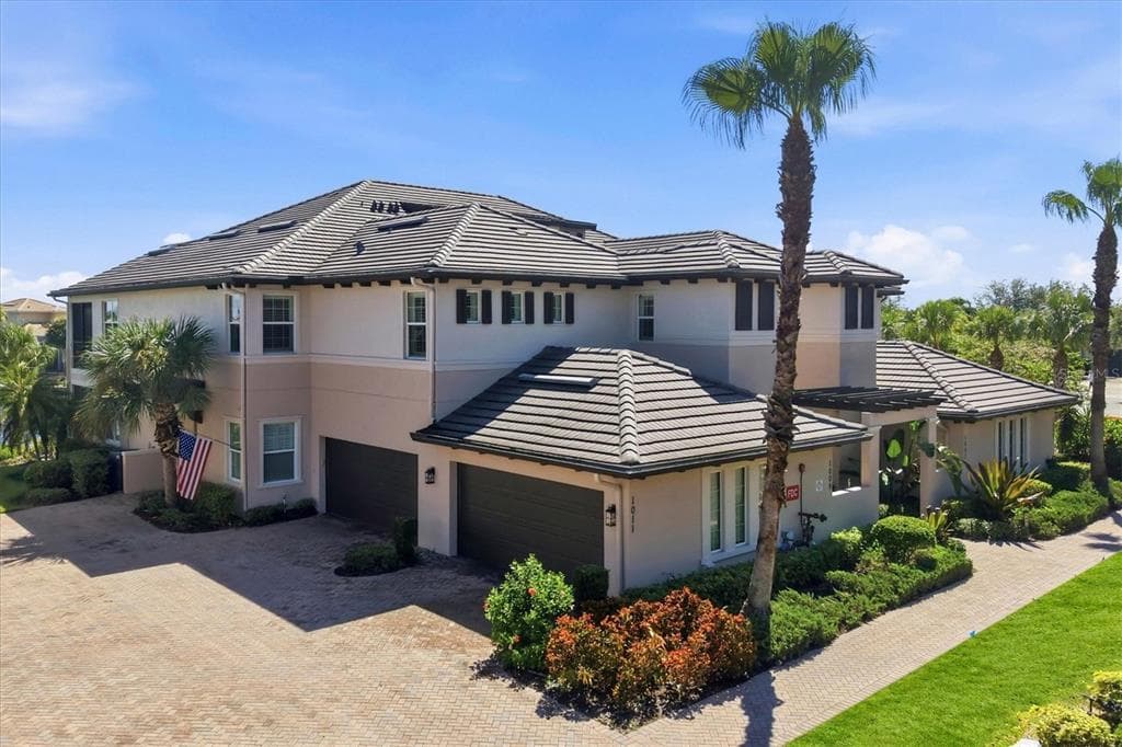 1009 RIVERSCAPE STREET 1009 photo 6