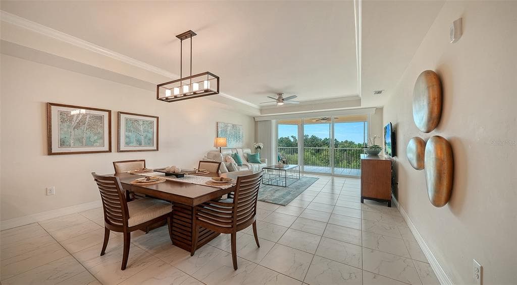 250 HIDDEN BAY DRIVE 302 photo 5