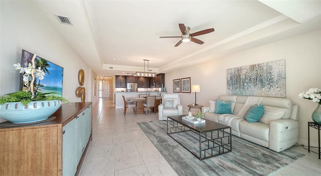 250 HIDDEN BAY DRIVE 302 photo 14