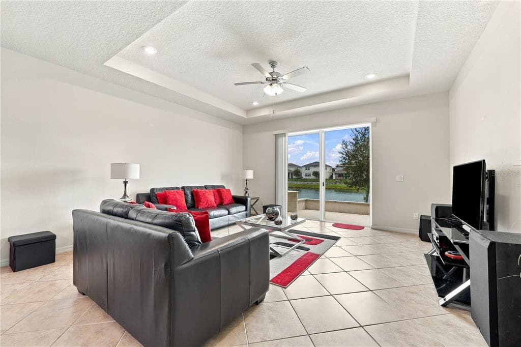 5133 CHICKADEE STREET photo 3