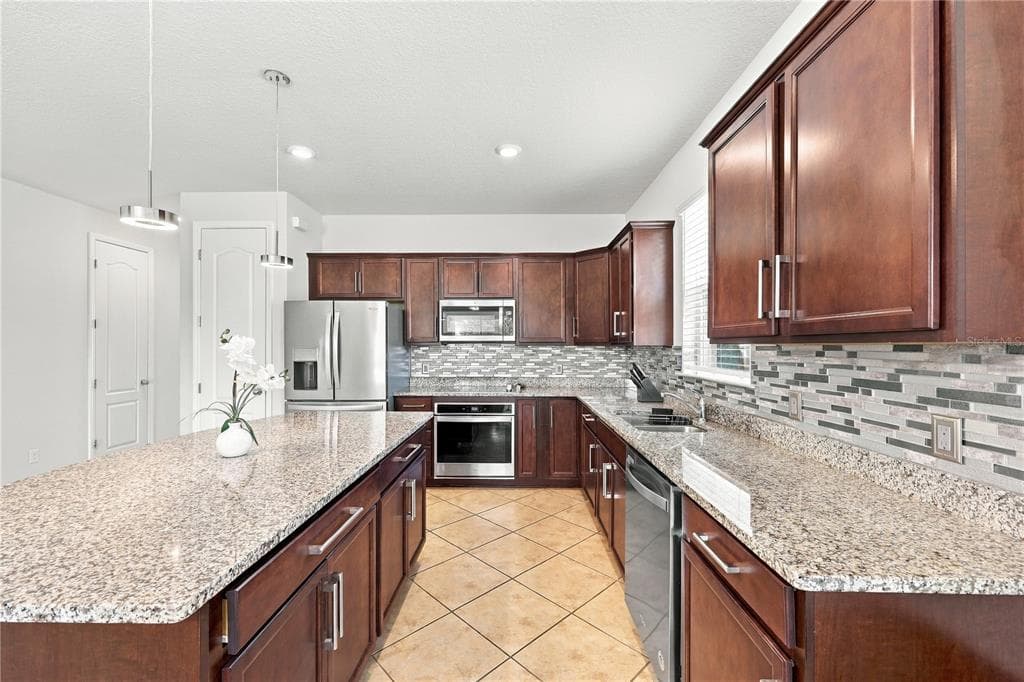 5133 CHICKADEE STREET photo 19