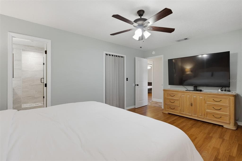 27627 LOIS DRIVE photo 13