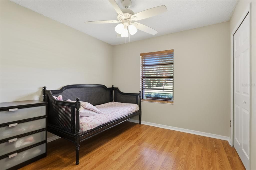 27627 LOIS DRIVE photo 16