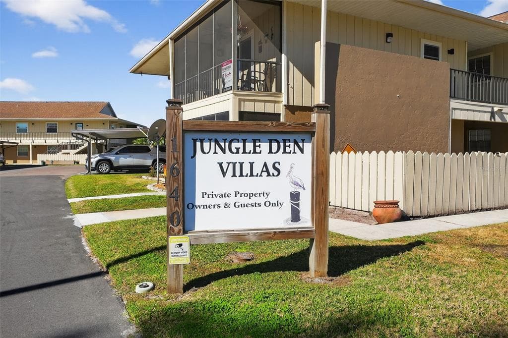 1640 JUNO TRAIL 102A photo 2