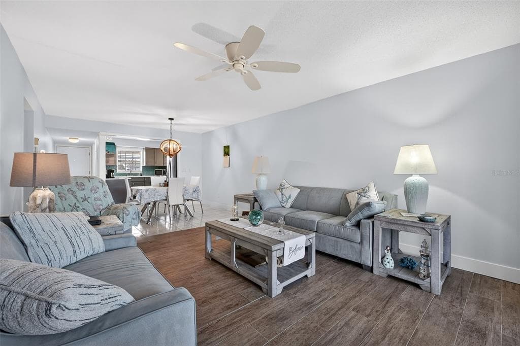 1640 JUNO TRAIL 102A photo 11