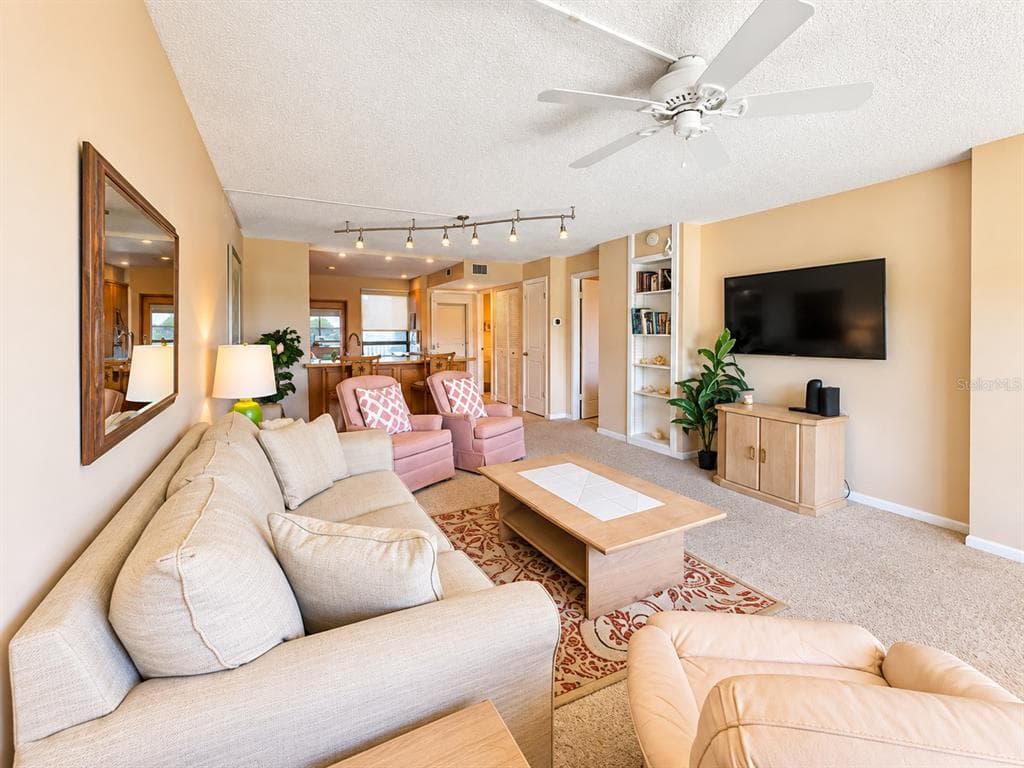 2620 COVE CAY DRIVE 306 photo 16