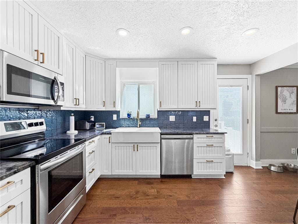 931 SYMPHONY ISLES BOULEVARD photo 12