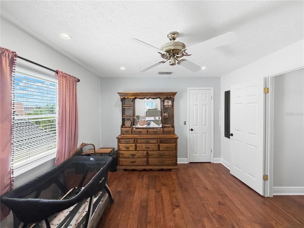 931 SYMPHONY ISLES BOULEVARD photo 25