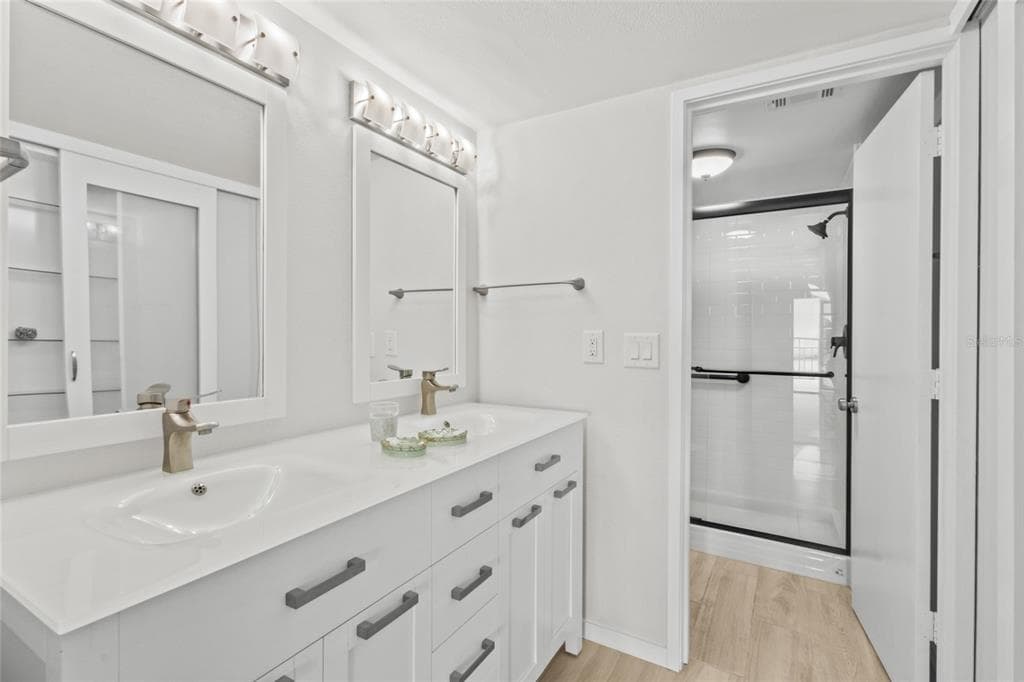 1601 BAYHOUSE POINT DRIVE 204 photo 24