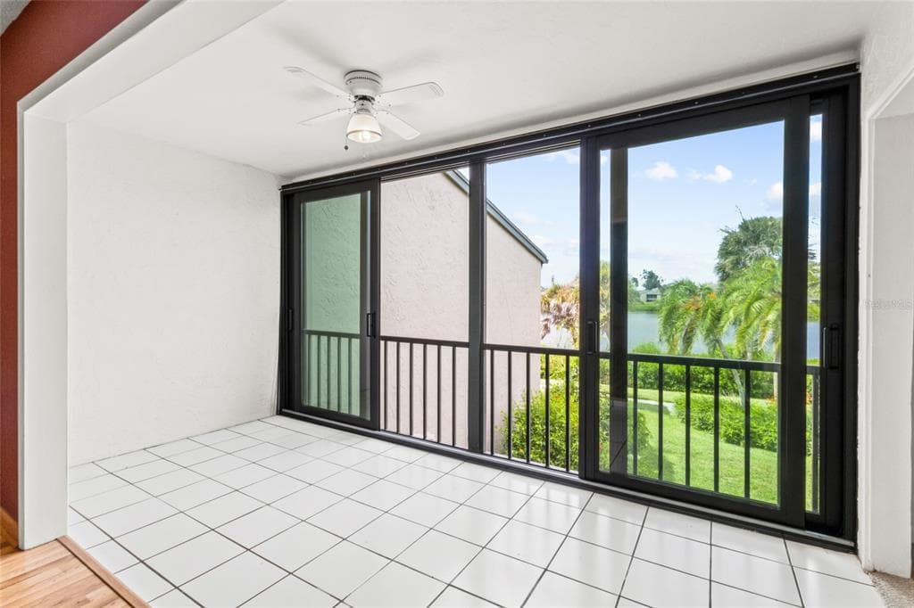 1601 BAYHOUSE POINT DRIVE 204 photo 11