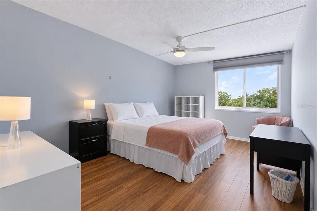 644 ISLAND WAY 406 photo 17