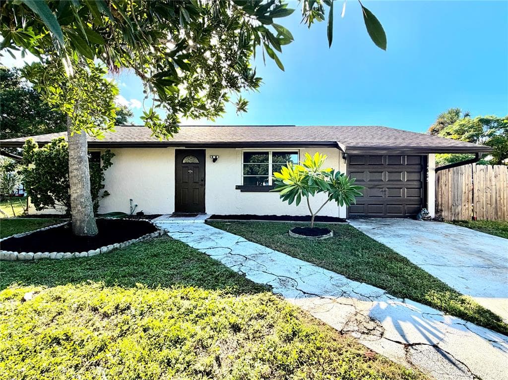 1555 BEACON DRIVE photo 1
