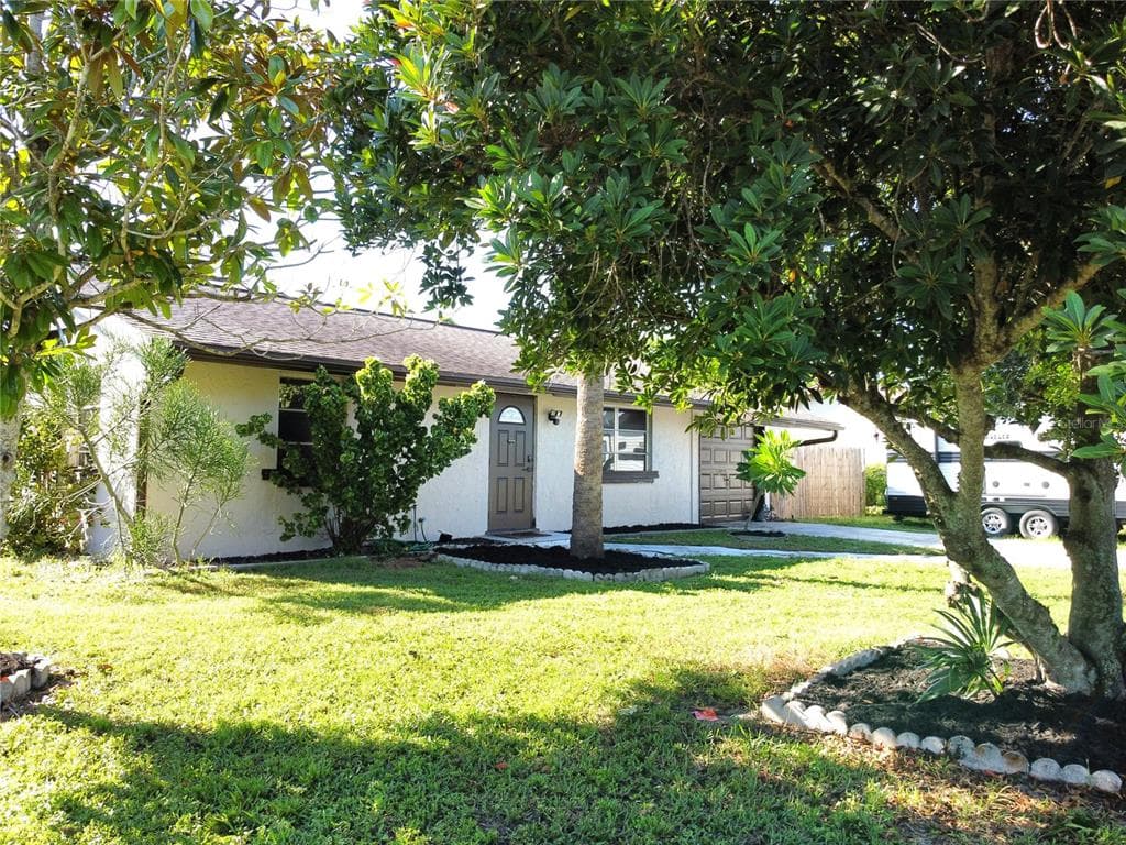 1555 BEACON DRIVE photo 5