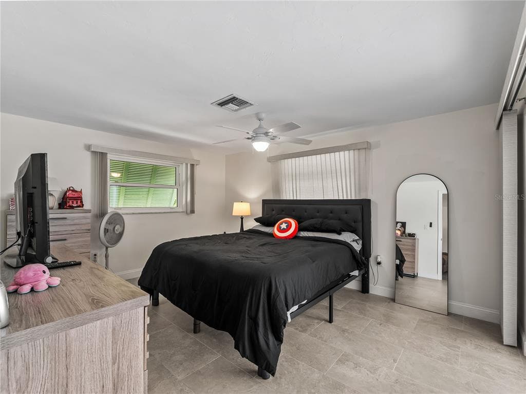 290 3RD STREET W photo 17
