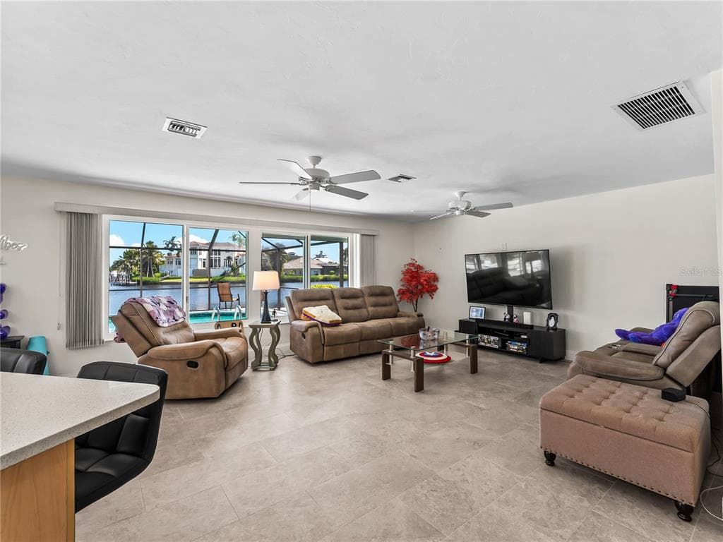 290 3RD STREET W photo 14