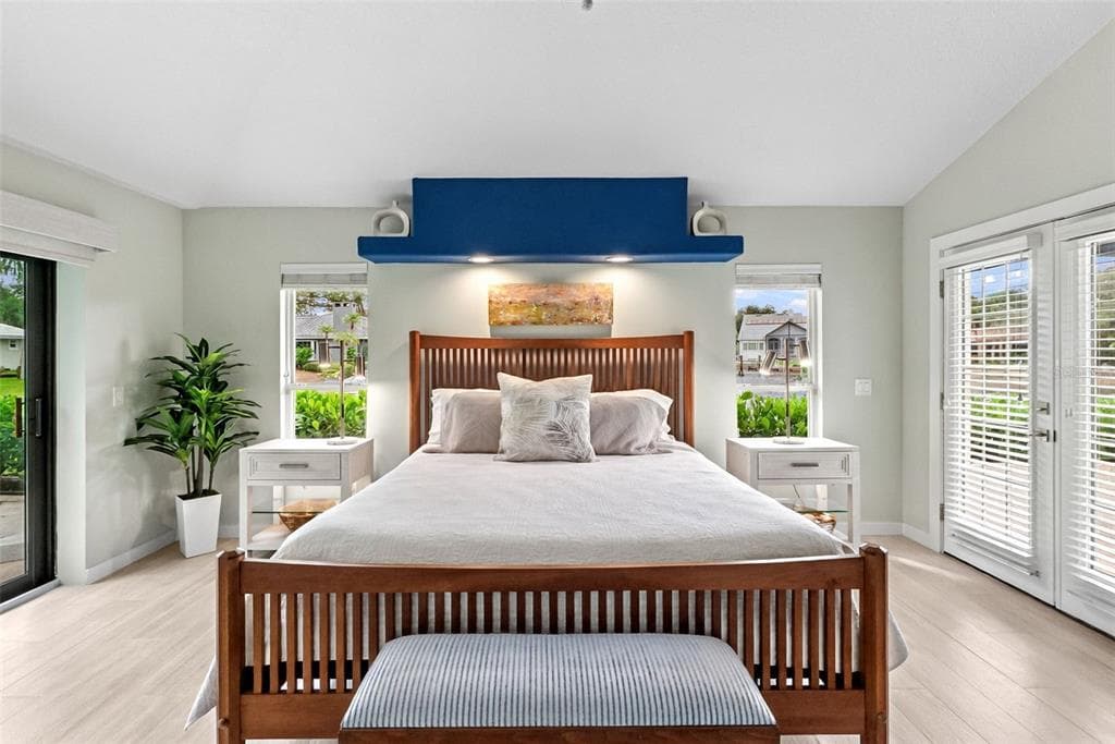 500 VENICE LANE photo 22