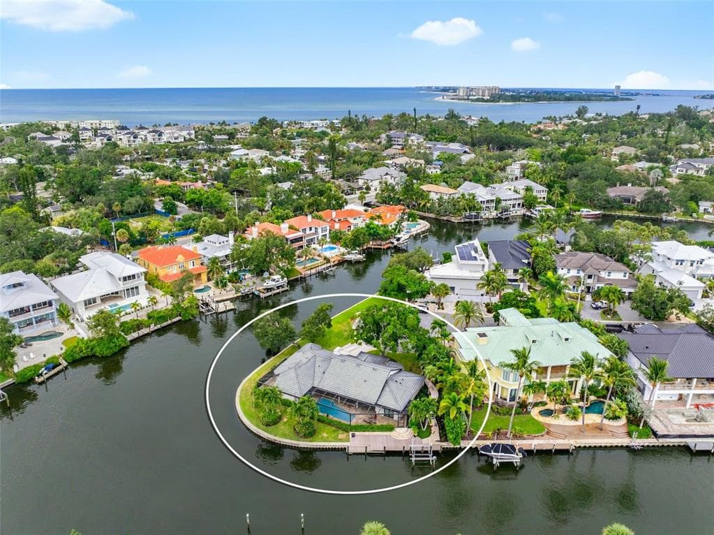 500 VENICE LANE 5