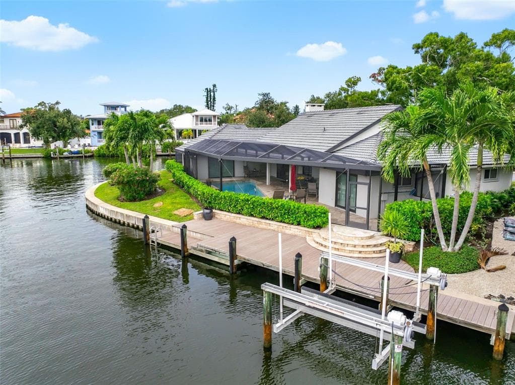 500 VENICE LANE 4