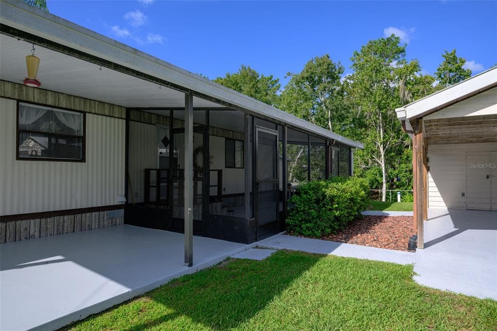 139 SPORTSMAN ROAD photo 3