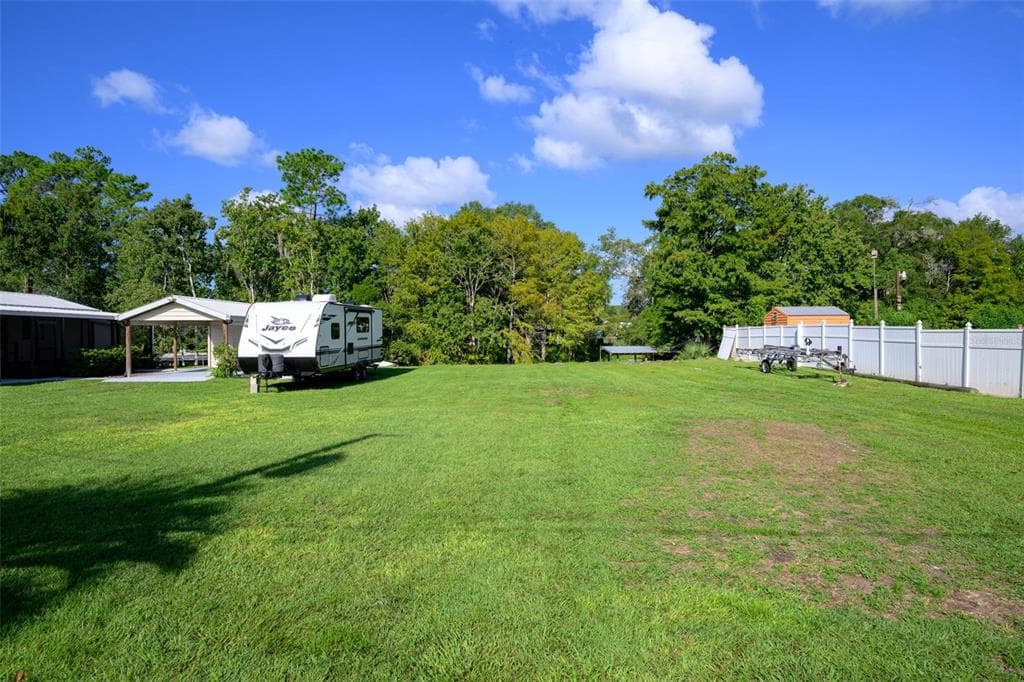 139 SPORTSMAN ROAD photo 25
