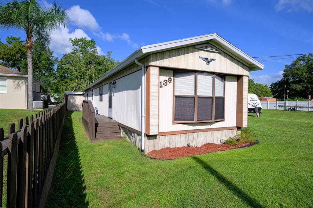 139 SPORTSMAN ROAD photo 21