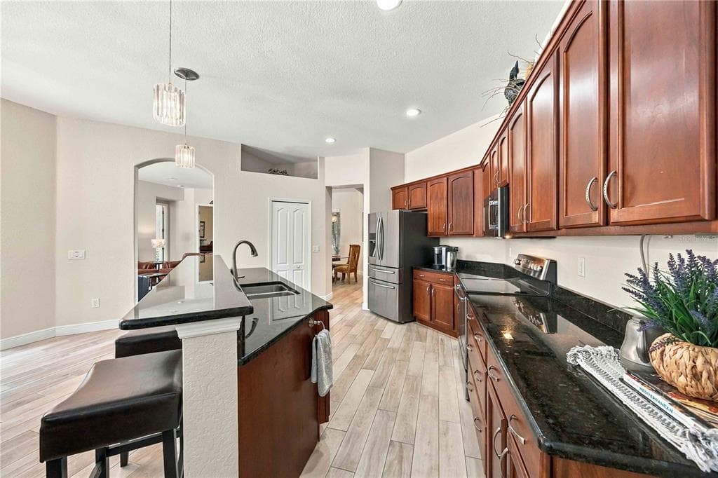 15392 ALDAMA CIRCLE photo 22