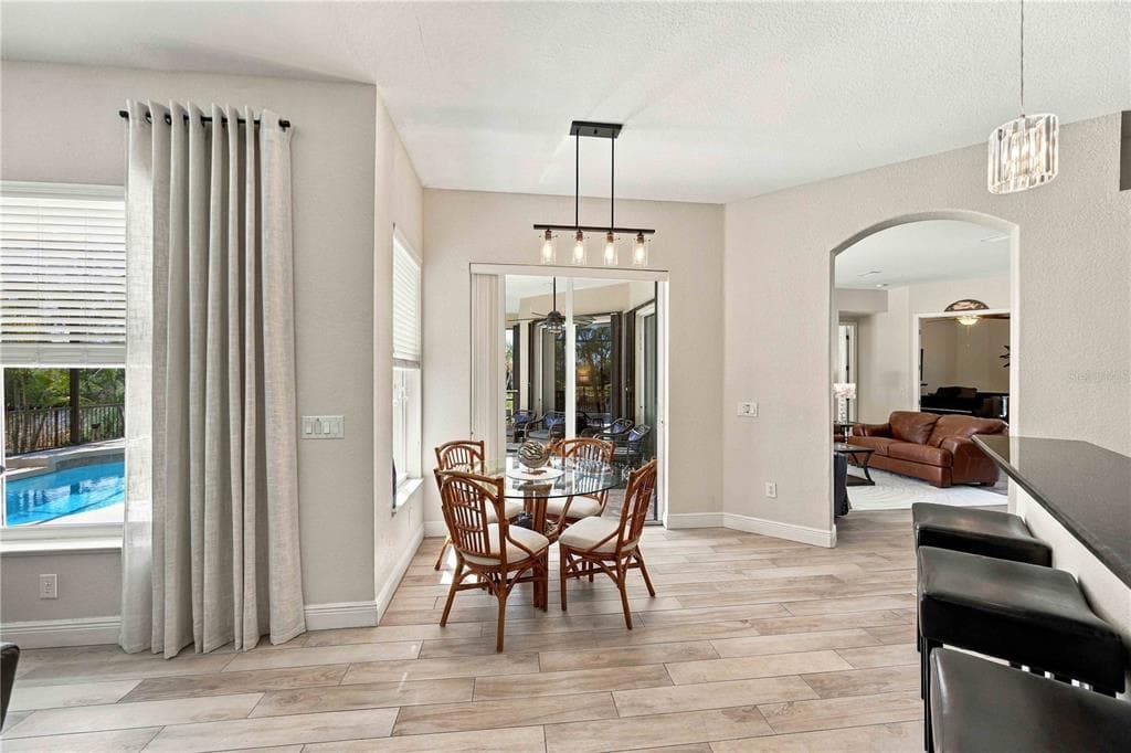 15392 ALDAMA CIRCLE photo 24