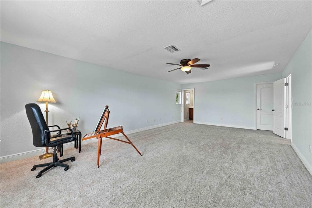 15392 ALDAMA CIRCLE photo 11
