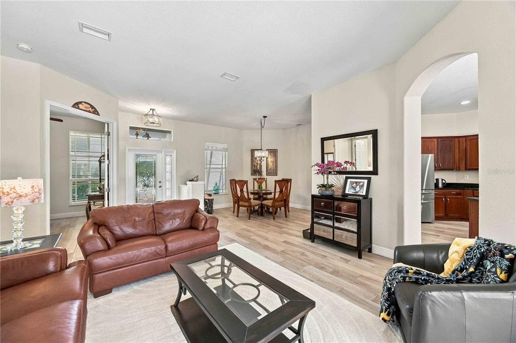 15392 ALDAMA CIRCLE photo 19