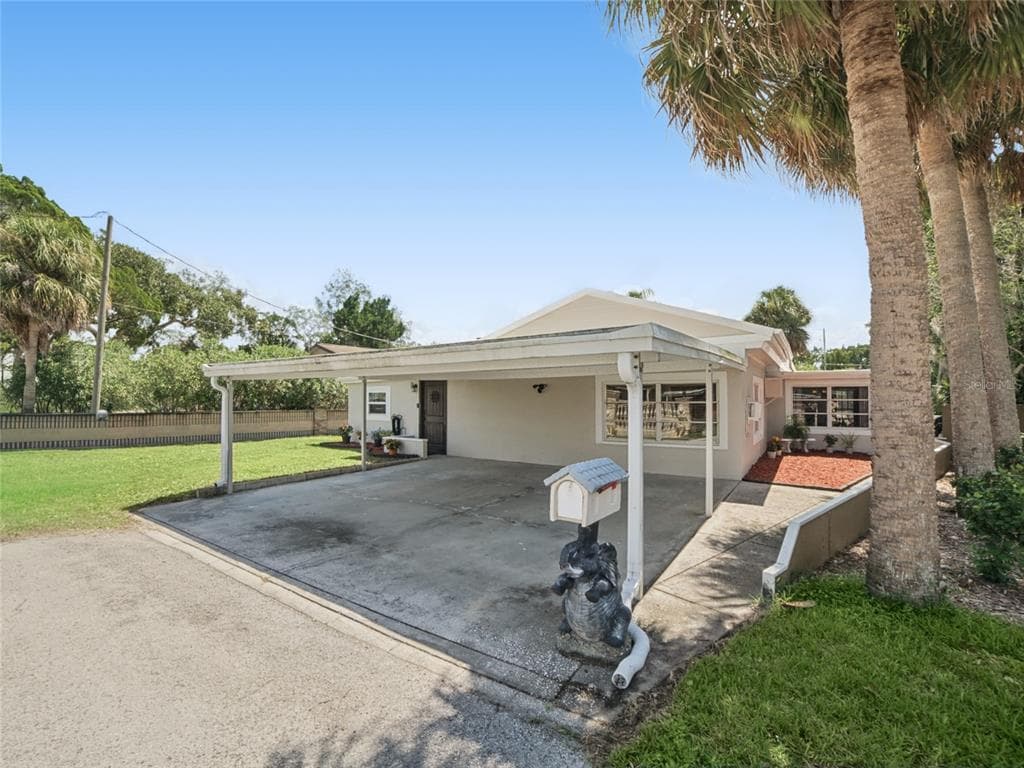 6726 UDELL LANE photo 4