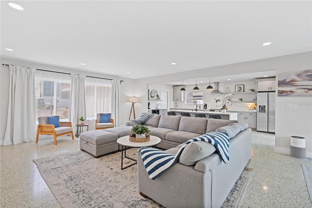 136 BAYSIDE DRIVE photo 17