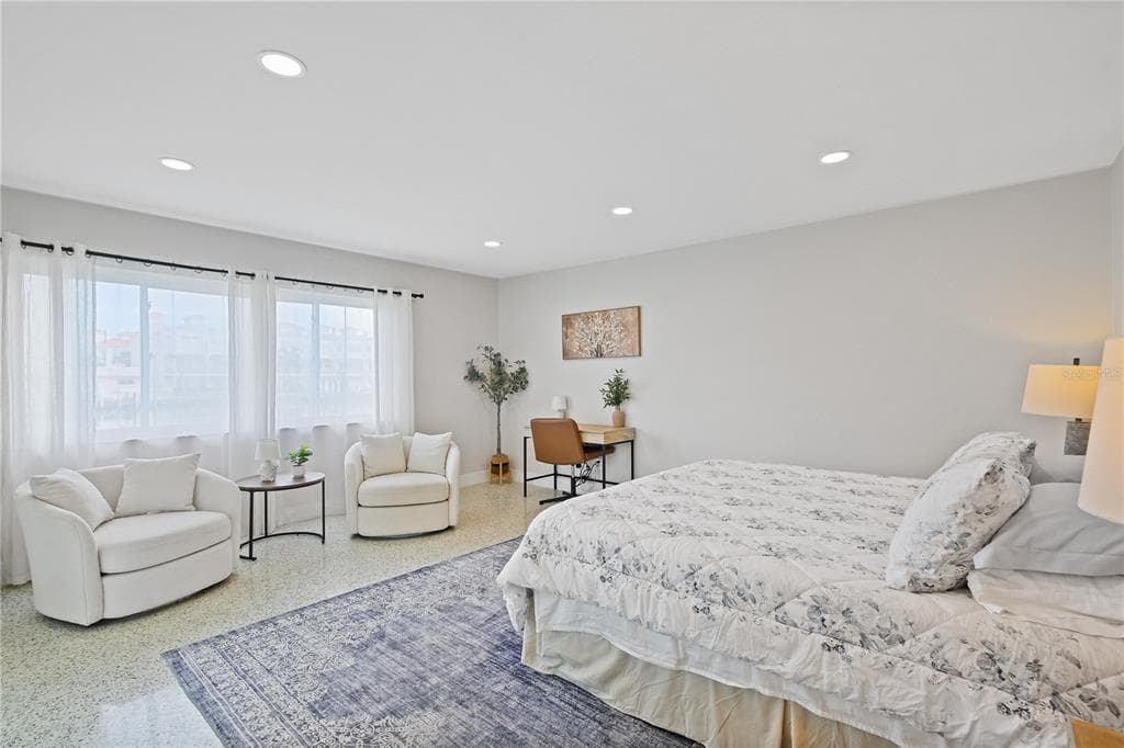 136 BAYSIDE DRIVE photo 19