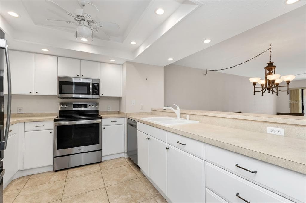 601 SHREVE STREET 46B photo 8