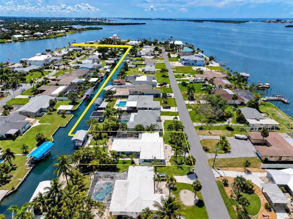 1429 LEMON BAY DRIVE photo 1
