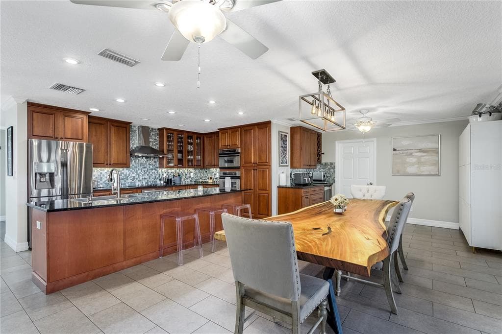17018 DENNIS ROAD photo 17