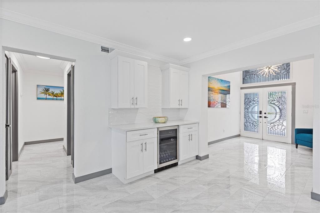 166 BAYSIDE DRIVE 5