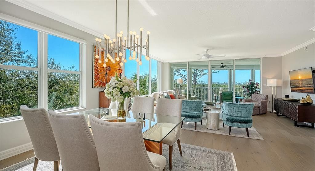 385 N POINT ROAD 301 photo 6