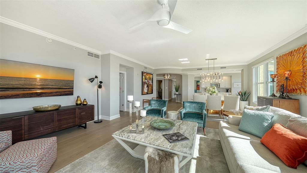 385 N POINT ROAD 301 photo 17