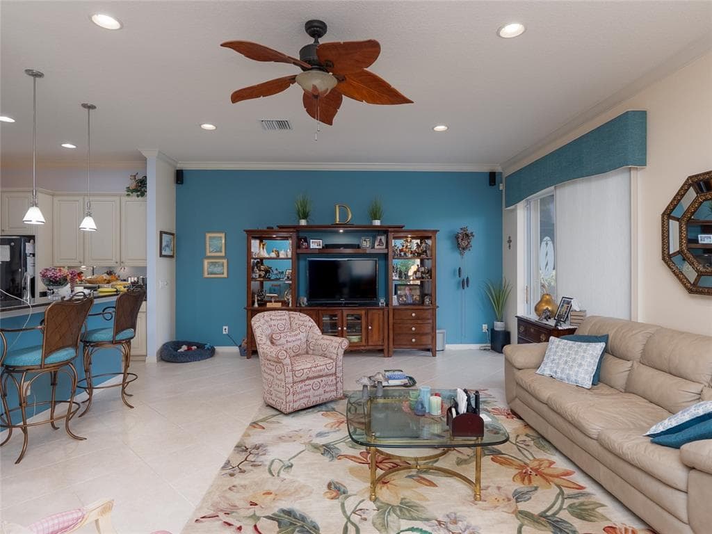 6725 41ST STREET CIRCLE E photo 10