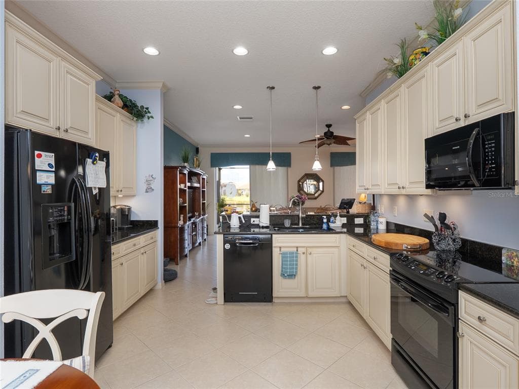 6725 41ST STREET CIRCLE E photo 19
