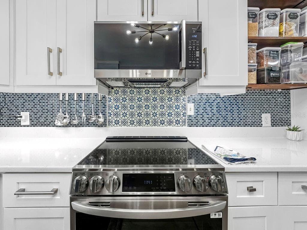 1831 BAYSHORE DRIVE photo 9
