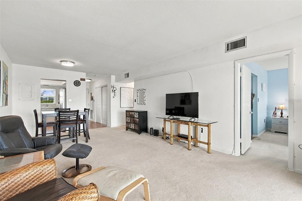 4939 FLORAMAR TERRACE 605 photo 13