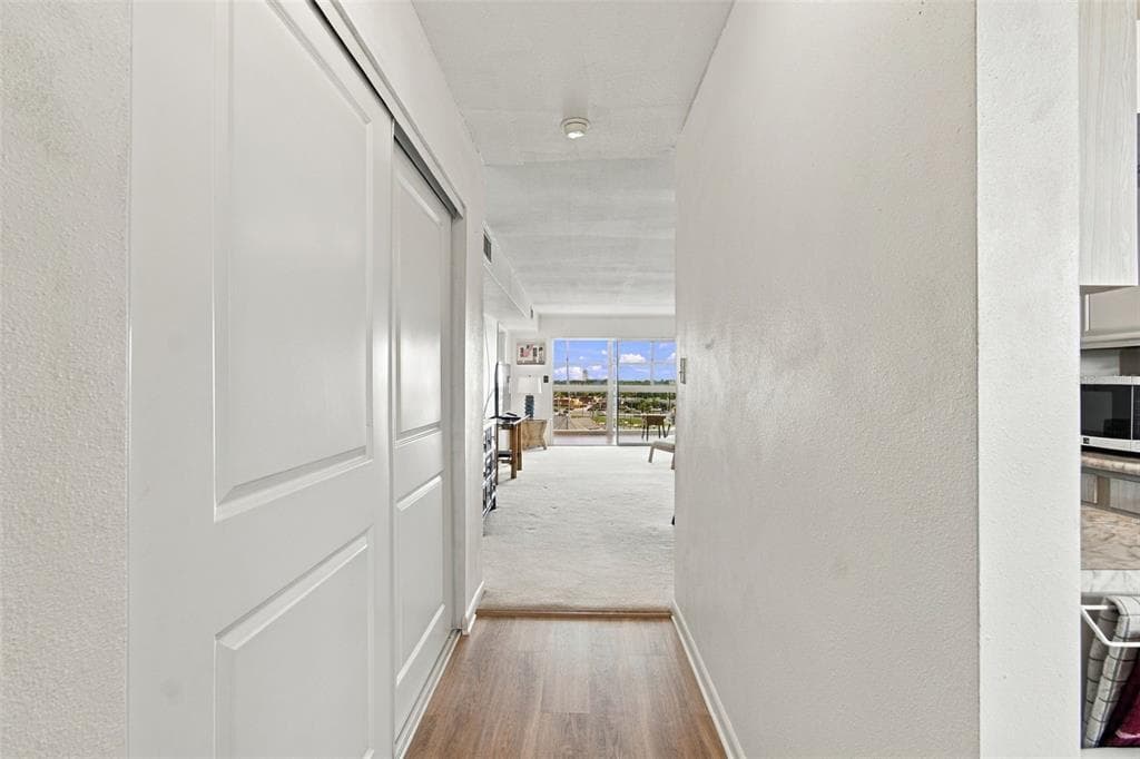 4939 FLORAMAR TERRACE 605 photo 5