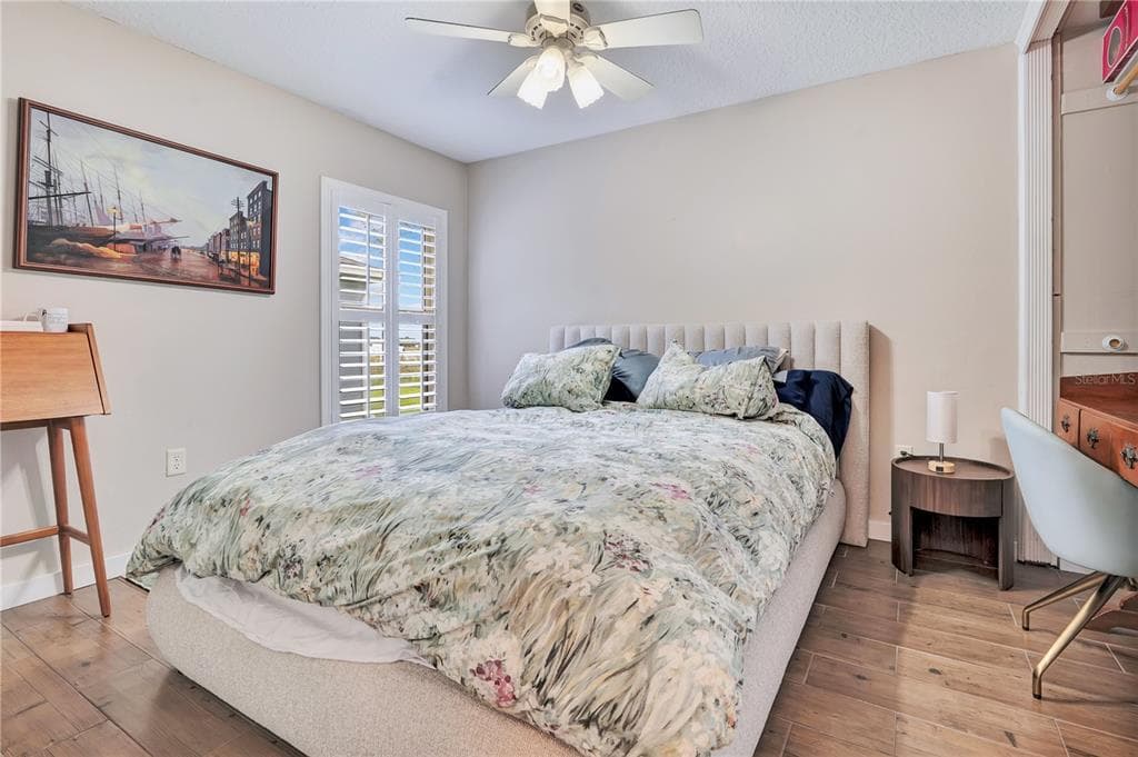 1821 LAKE VILLA DRIVE photo 17