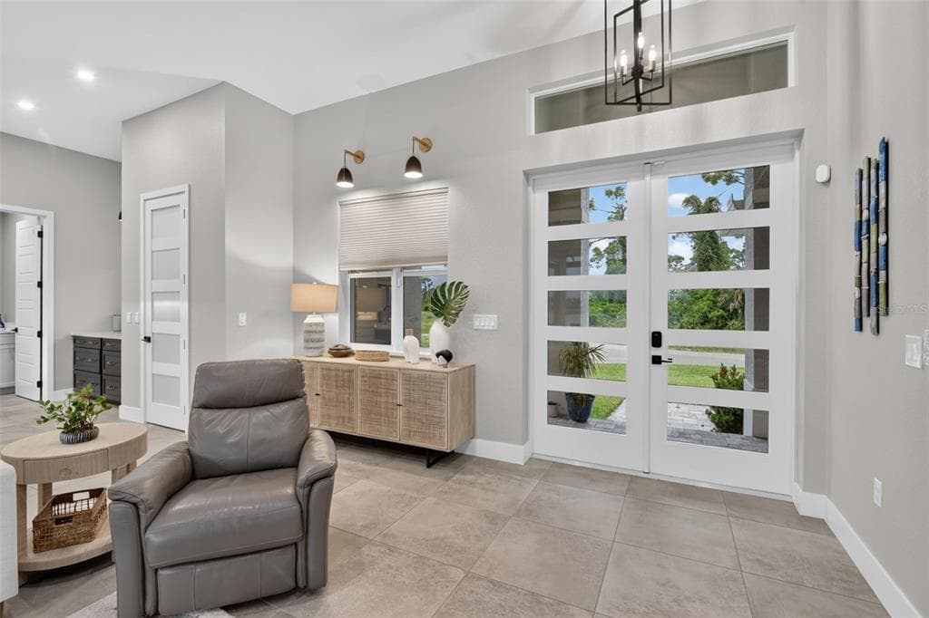 5 REEF COURT photo 16