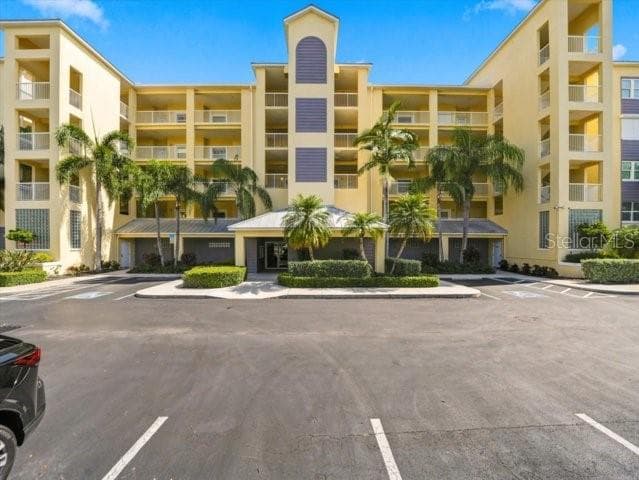 425 150TH AVENUE 2302 photo 3